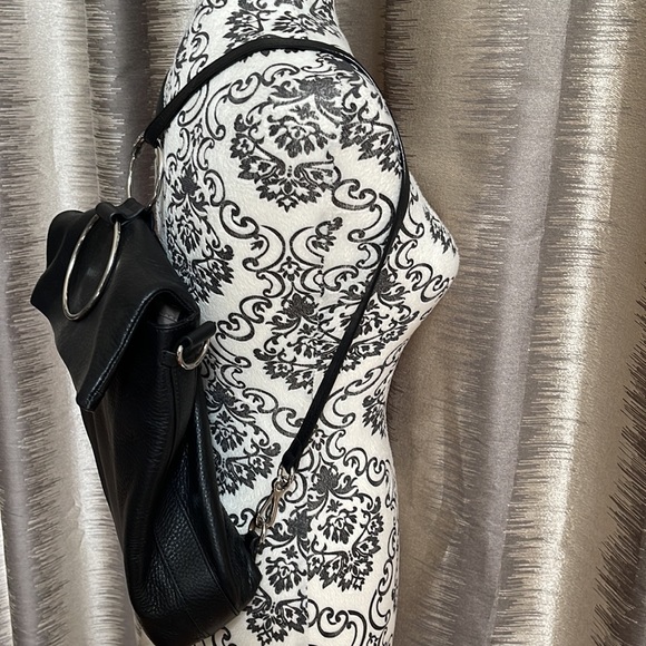 VINCE CAMUTO Black Convertible Kimi Bag - Picture 9 of 14